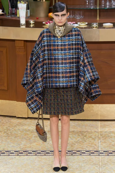 Look 58